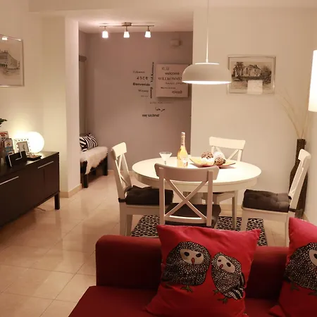 Park Apartment *